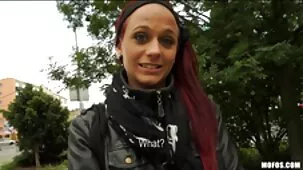 Recopilación de corridas que involucran a mamá con grandes tetas y su hijo