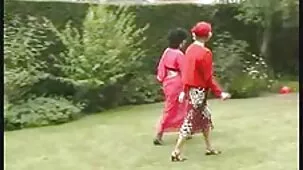 Papá desnudo folla en la boca hija rusa traviesa