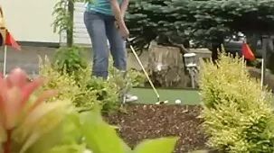 primo se folla la boca de su hermana de 18 años en el baño