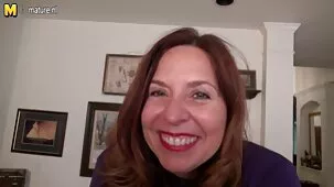 Hermanastra chupa mi polla todo el tiempo, cuando los padres están lejos