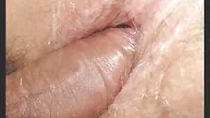 No tenía miedo de besar a su hermana con coronavirus.