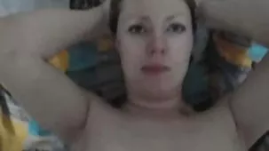 Hijo de polla grande está muy interesado en una madre soltera