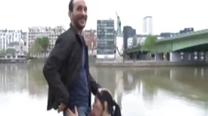 Nieta con hermoso burro seduce al abuelo a la herencia