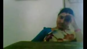 Padres rurales y su hermano fueron a su hermanastra para tener relaciones sexuales nuevamente